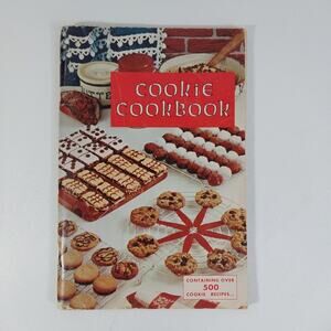 COOKIE COOKBOOK Over 500 Recipes VINTAGE 1965 Paperback 124 Pages‎
